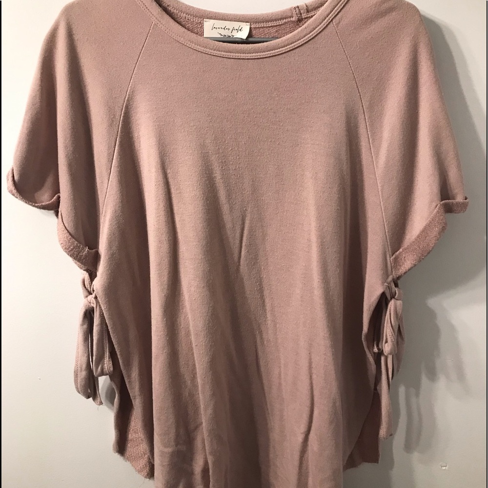 Boutique mauve side tie top!